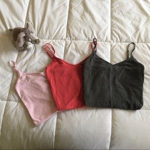 🦋 3 Aeropostale cami set